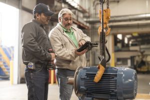 Maschinenbau und Anlagenbau Materialbedarfsplanung Maschinenbau und Anlagenbau Materialbedarfsplanung