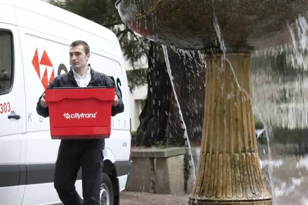 Transport im Paket Management Transport im Paket Management